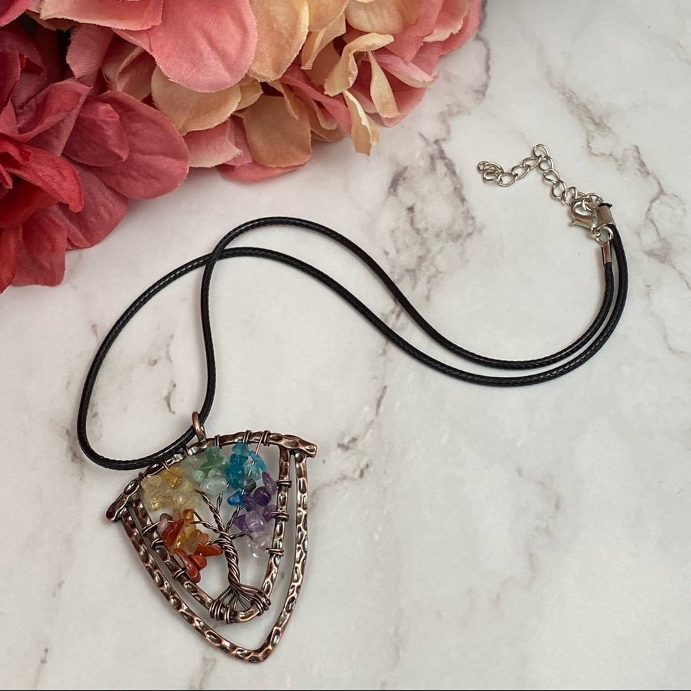 Quartz Crystal Tree of Life Healing Necklace - Picture 5 of 15